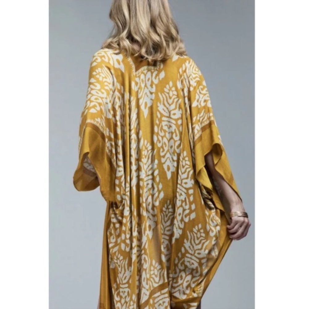 Mustard Boho Damask Pompom Trim Kimono Wrap - Picture 2 of 5